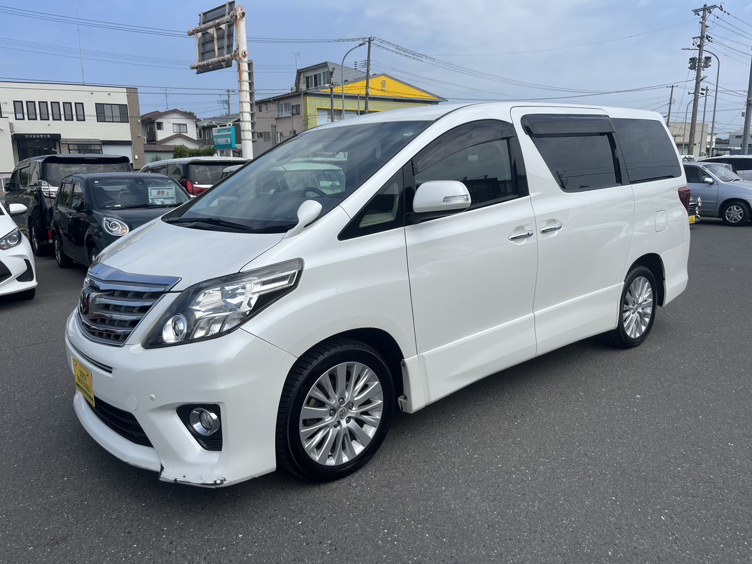 2012-toyota-alphard