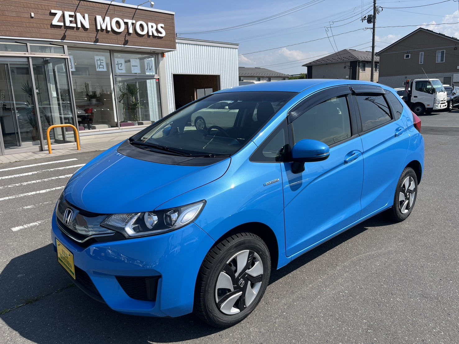 2014-honda-fit-hybrid