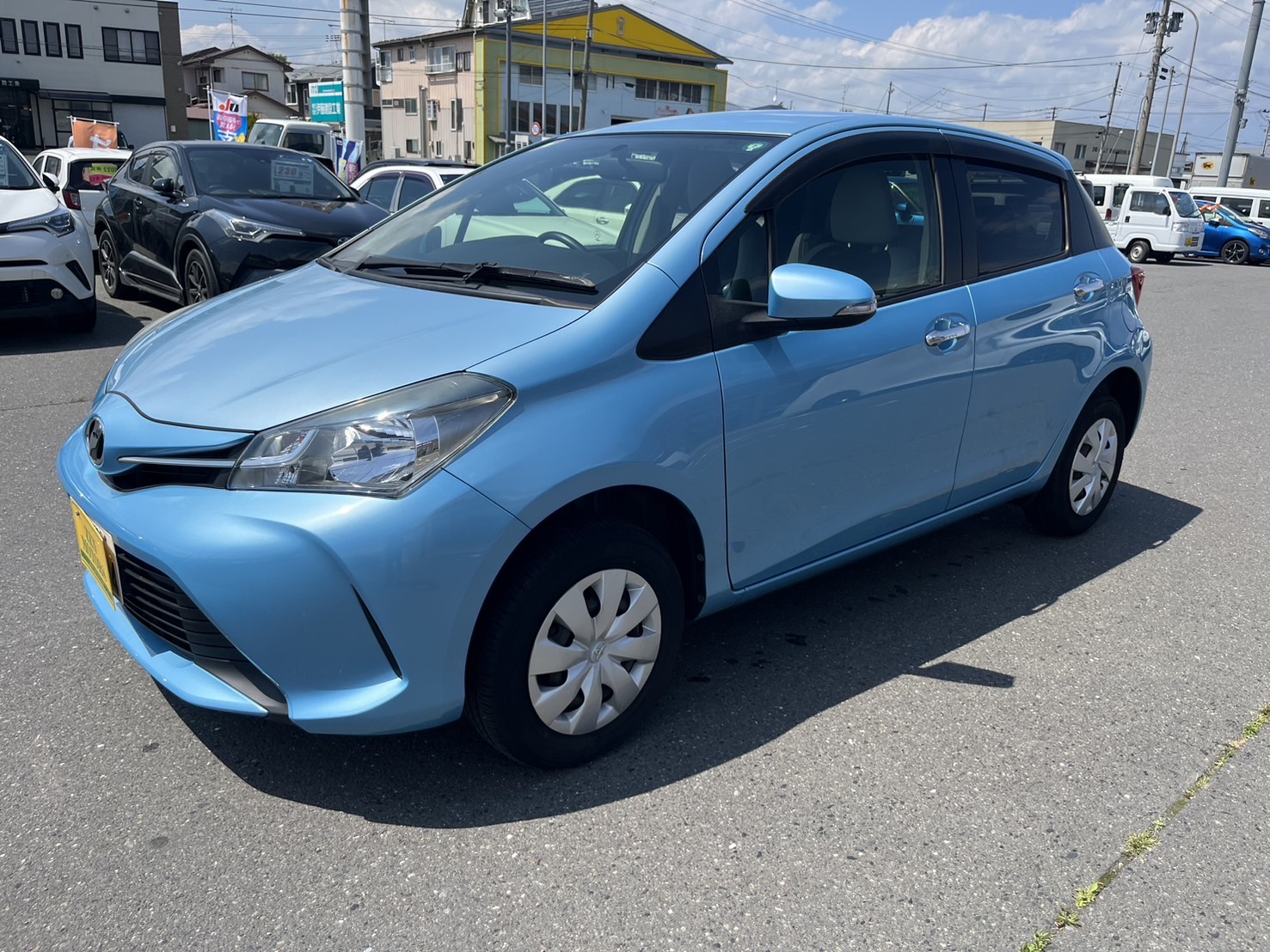 2015-toyota-vitz