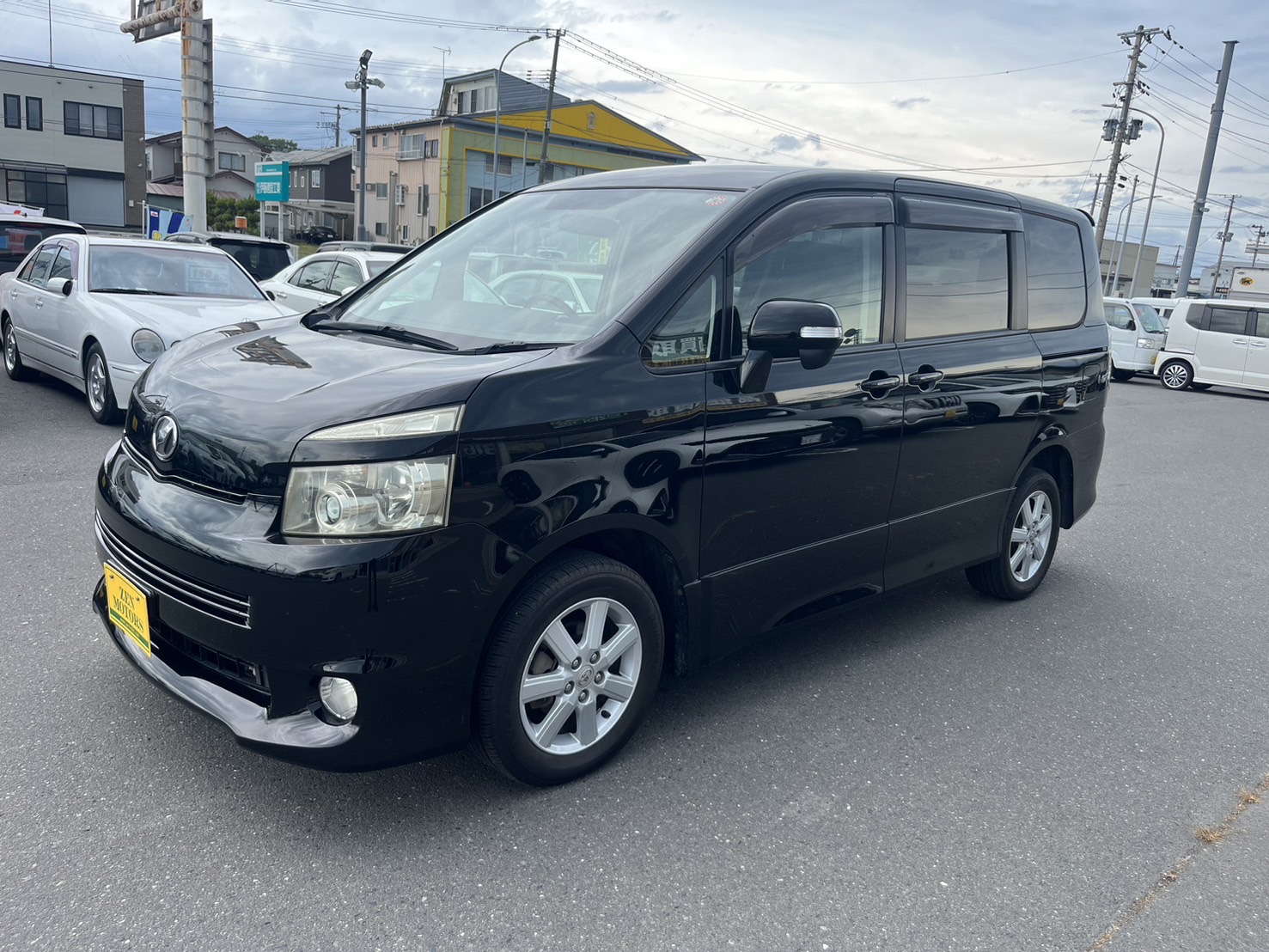 2008-toyota-voxy