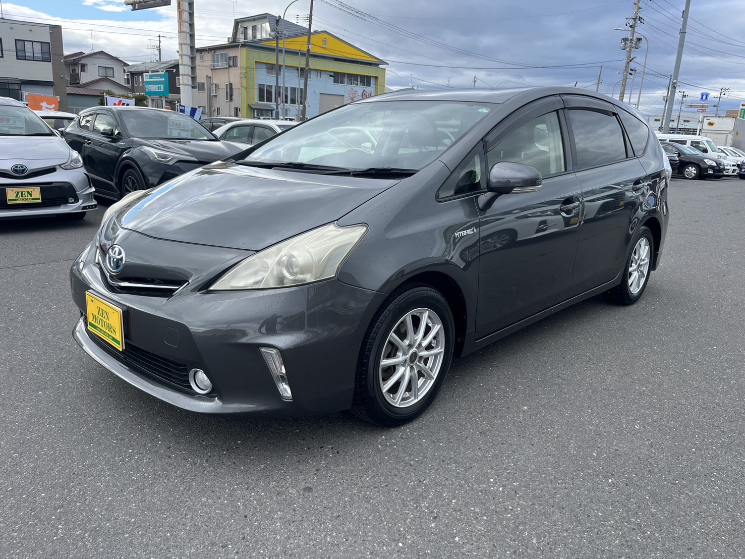 2013-toyota-prius-a